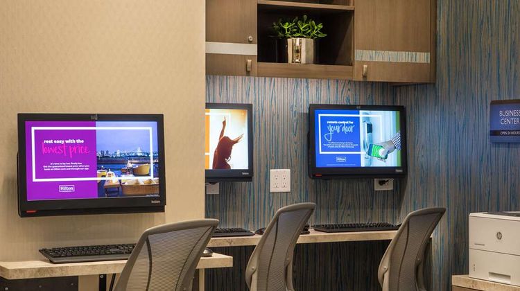 Hilton Garden Inn Financial Center Other