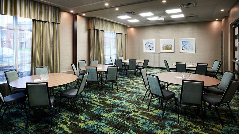 <b>Homewood Suites by Hilton North Bay Meeting</b>. Images powered by <a href="https://iceportal.shijigroup.com/" title="IcePortal" target="_blank">IcePortal</a>.
