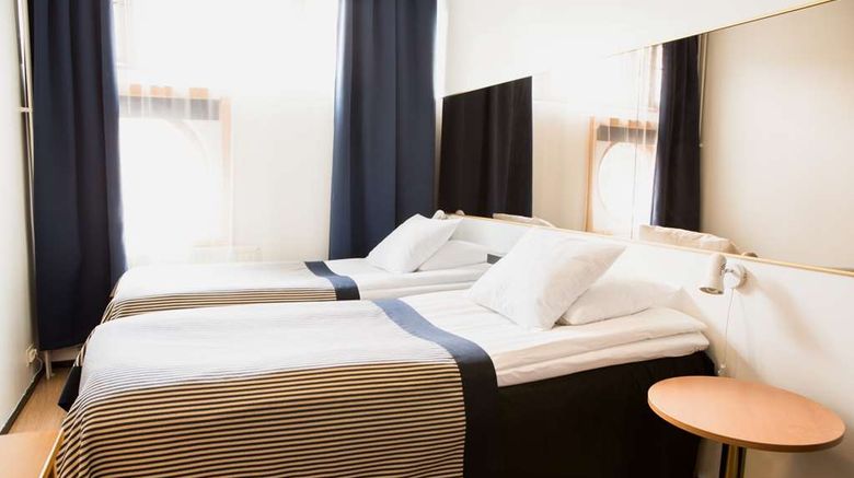 <b>Airport Hotel Pilotti Room</b>. Images powered by <a href="https://iceportal.shijigroup.com/" title="IcePortal" target="_blank">IcePortal</a>.