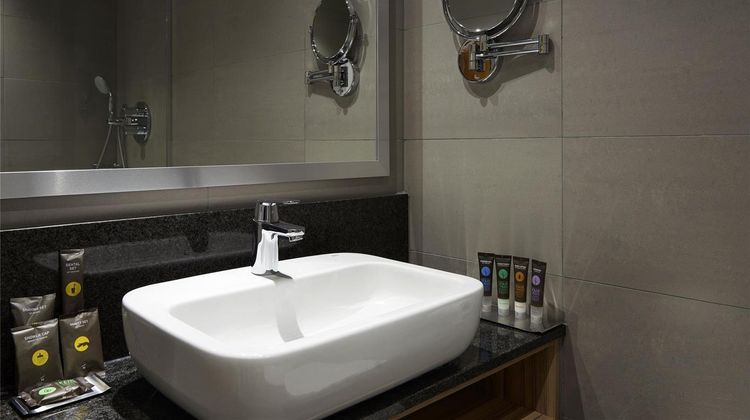 Novotel London Stansted Airport Room