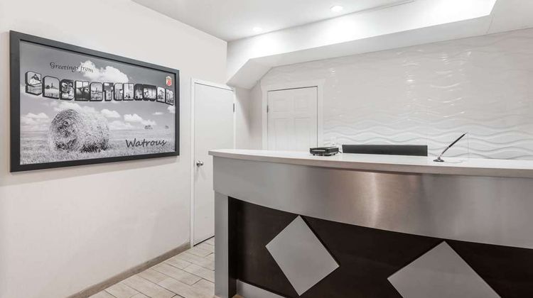 Super 8 Watrous Lobby