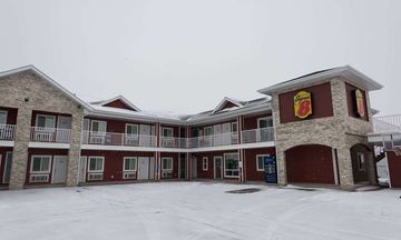 Super 8 Watrous