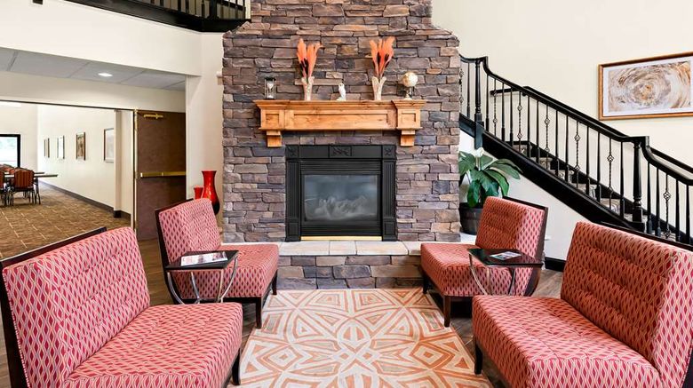 <b>Best Western Palmyra Inn & Suites Lobby</b>. Images powered by <a href="https://iceportal.shijigroup.com/" title="IcePortal" target="_blank">IcePortal</a>.