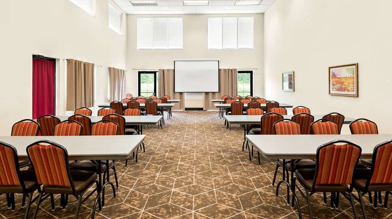 <b>Best Western Palmyra Inn & Suites Ballroom</b>. Images powered by <a href="https://iceportal.shijigroup.com/" title="IcePortal" target="_blank">IcePortal</a>.