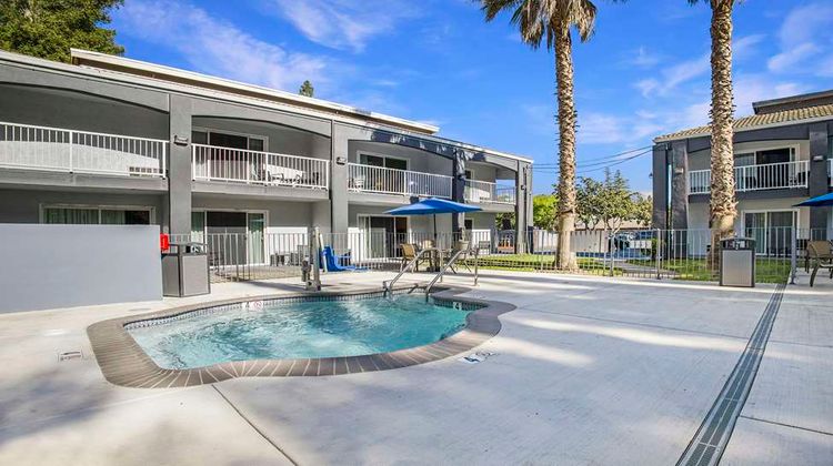 SureStay Plus by BW Sacramento North Pool