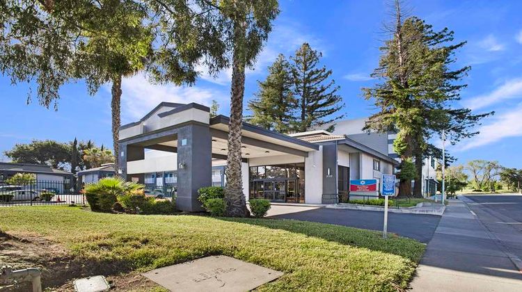 SureStay Plus by BW Sacramento North Exterior