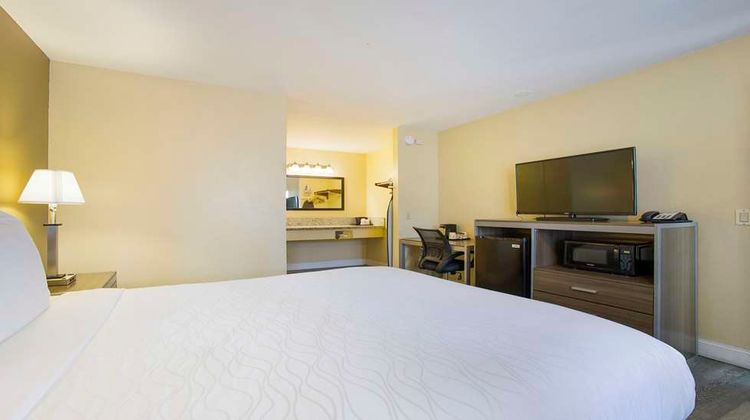 SureStay Plus by BW Sacramento North Room