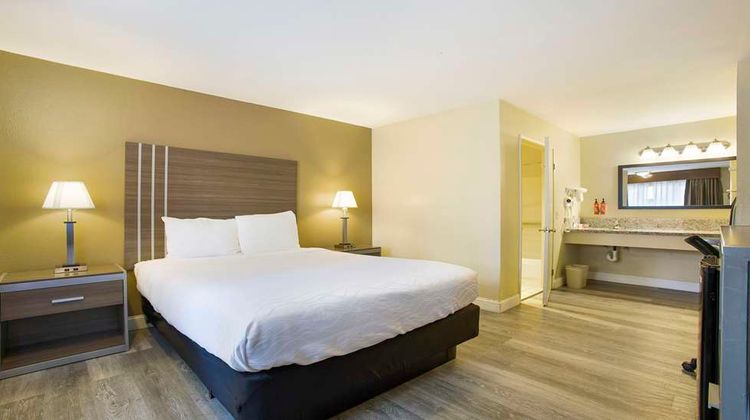 SureStay Plus by BW Sacramento North Room