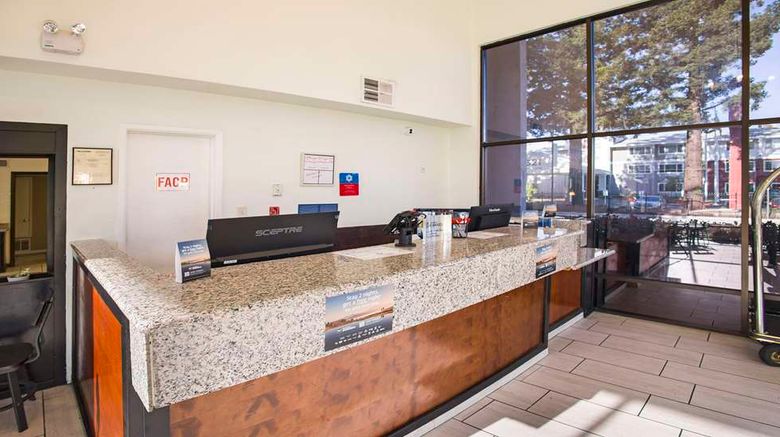 <b>SureStay Plus by BW Sacramento North Lobby</b>. Images powered by <a href="https://iceportal.shijigroup.com/" title="IcePortal" target="_blank">IcePortal</a>.