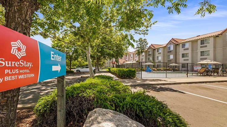 SureStay Plus Hotel Rocklin Exterior