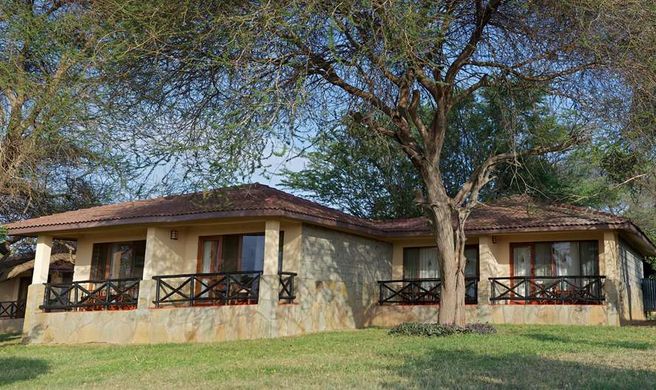 Ashnil Aruba Lodge Exterior