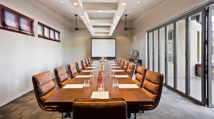 Melia Serengeti lodge Meeting