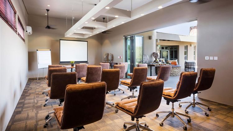 Melia Serengeti lodge Meeting