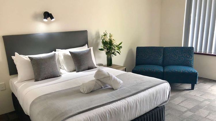 Hotel Clipper Room