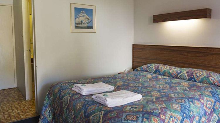 Hotel Clipper Room