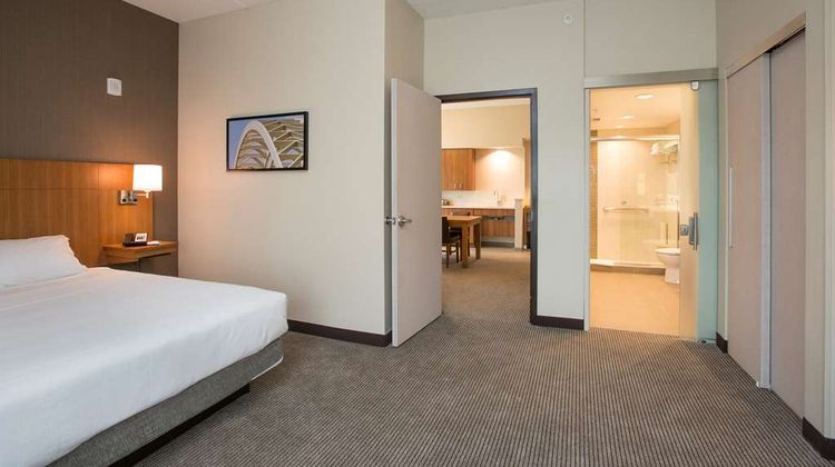 Hyatt Place Sharonville Convention Cntr Suite
