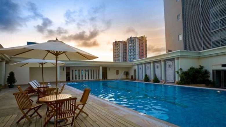 <b>Zhuhai Charming Holiday Hotel Pool</b>. Images powered by <a href="https://iceportal.shijigroup.com/" title="IcePortal" target="_blank">IcePortal</a>.