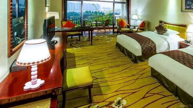 <b>Phoenix City Hotel Room</b>. Images powered by <a href="https://iceportal.shijigroup.com/" title="IcePortal" target="_blank">IcePortal</a>.