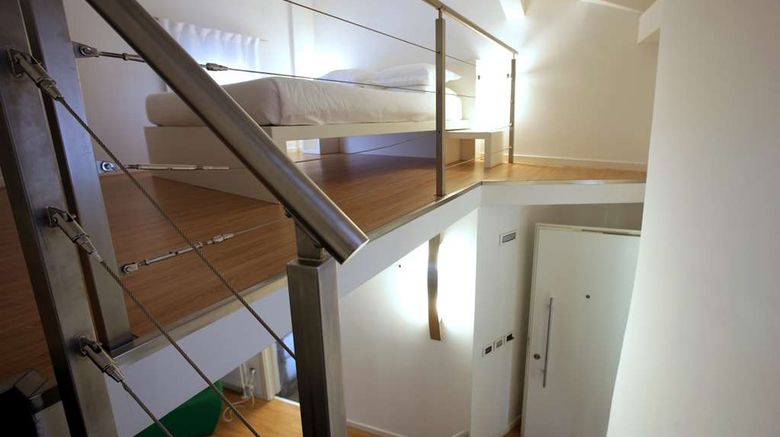 <b>Urban Hotel Design Suite</b>. Images powered by <a href="https://iceportal.shijigroup.com/" title="IcePortal" target="_blank">IcePortal</a>.