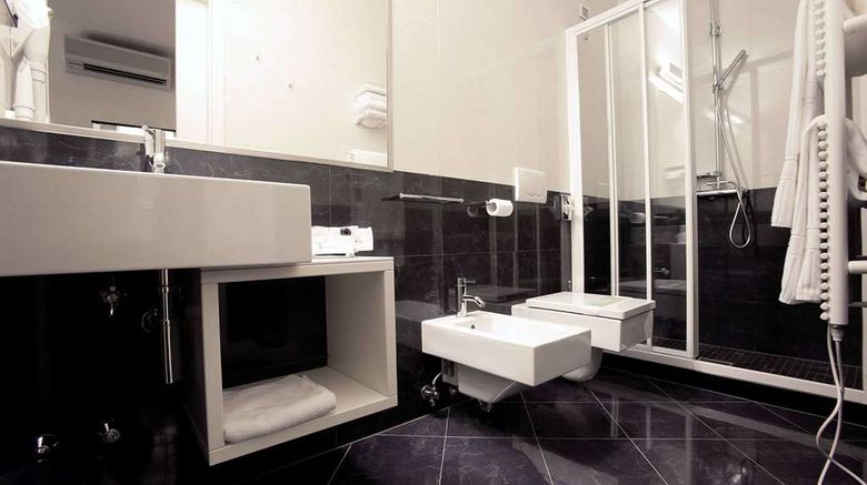 <b>Urban Hotel Design Room</b>. Images powered by <a href="https://iceportal.shijigroup.com/" title="IcePortal" target="_blank">IcePortal</a>.