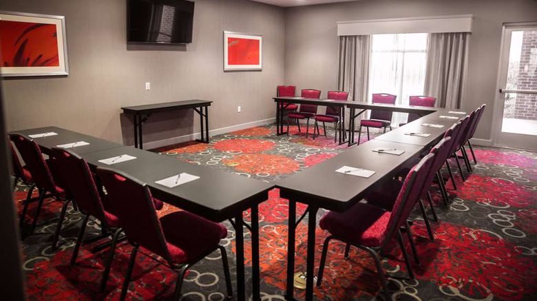 <b>Hampton Inn Pontiac Meeting</b>. Images powered by <a href="https://iceportal.shijigroup.com/" title="IcePortal" target="_blank">IcePortal</a>.