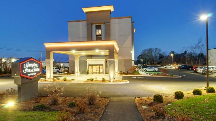 Hampton Inn & Suites Boston/Stoughton Exterior