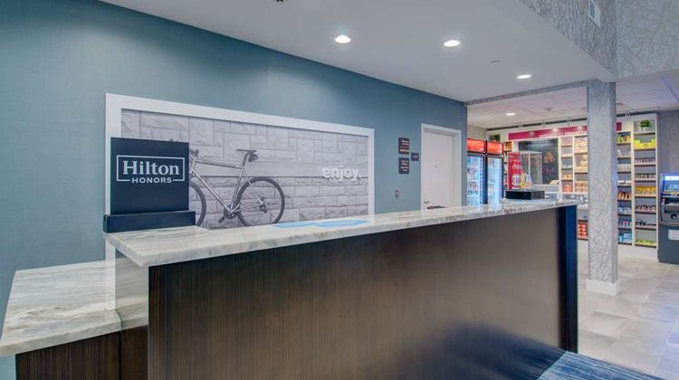 Hampton Inn & Suites Boston/Stoughton Lobby