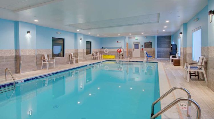 Hampton Inn & Suites Boston/Stoughton Pool