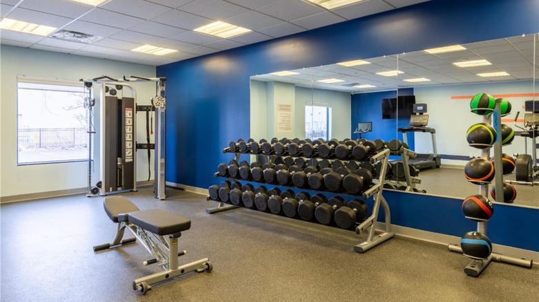 <b>Hampton Inn & Suites Boston/Stoughton Health</b>. Images powered by <a href="https://iceportal.shijigroup.com/" title="IcePortal" target="_blank">IcePortal</a>.