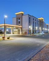 Hampton Inn & Suites Boston/Stoughton