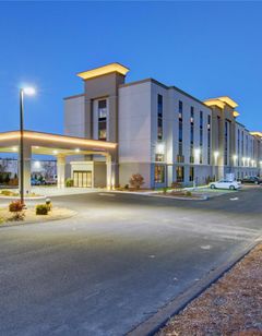 Hampton Inn & Suites Boston/Stoughton