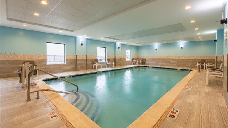 <b>Hampton Inn & Suites Boston/Stoughton Pool</b>. Images powered by <a href="https://iceportal.shijigroup.com/" title="IcePortal" target="_blank">IcePortal</a>.
