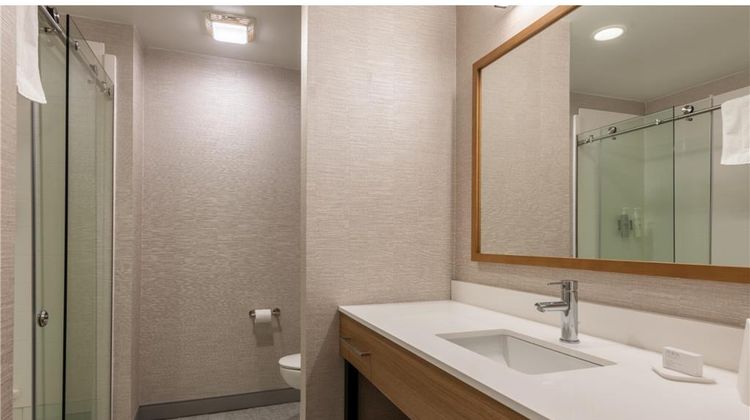 Hampton Inn & Suites Boston/Stoughton Room