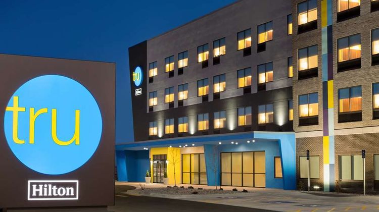 Tru by Hilton Cheyenne Exterior