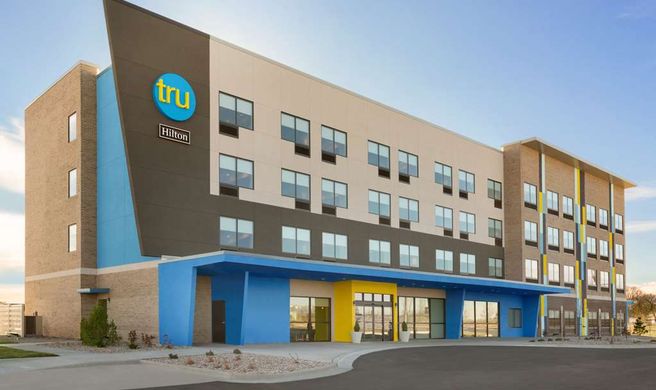 Tru by Hilton Cheyenne Exterior
