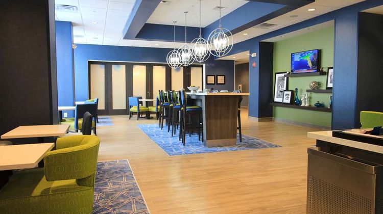 Hampton Inn West Plains Lobby