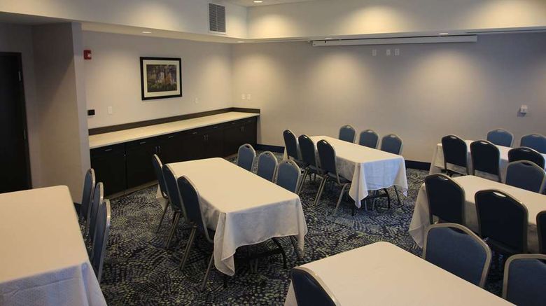 <b>Hampton Inn West Plains Meeting</b>. Images powered by <a href="https://iceportal.shijigroup.com/" title="IcePortal" target="_blank">IcePortal</a>.