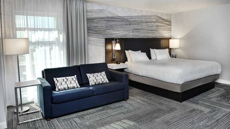 Hampton Inn & Suites Quebec City Room