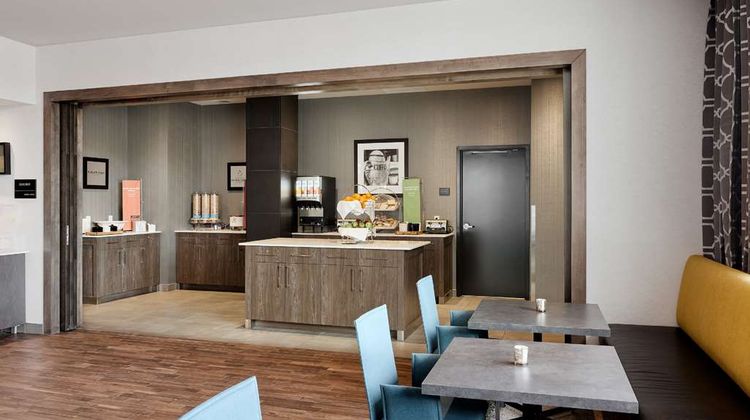 Hampton Inn & Suites Quebec City Restaurant