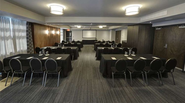 Hampton Inn & Suites Quebec City Meeting
