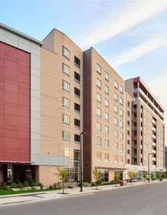 Hampton Inn & Suites Quebec City