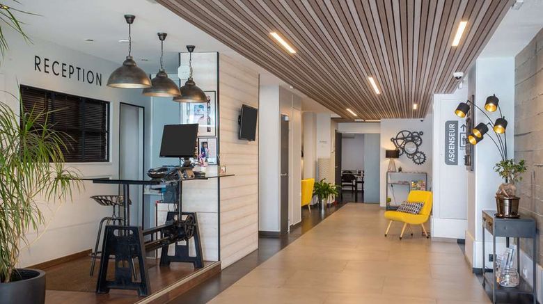<b>Best Western Hotel Canet-Plage Lobby</b>. Images powered by <a href="https://iceportal.shijigroup.com/" title="IcePortal" target="_blank">IcePortal</a>.