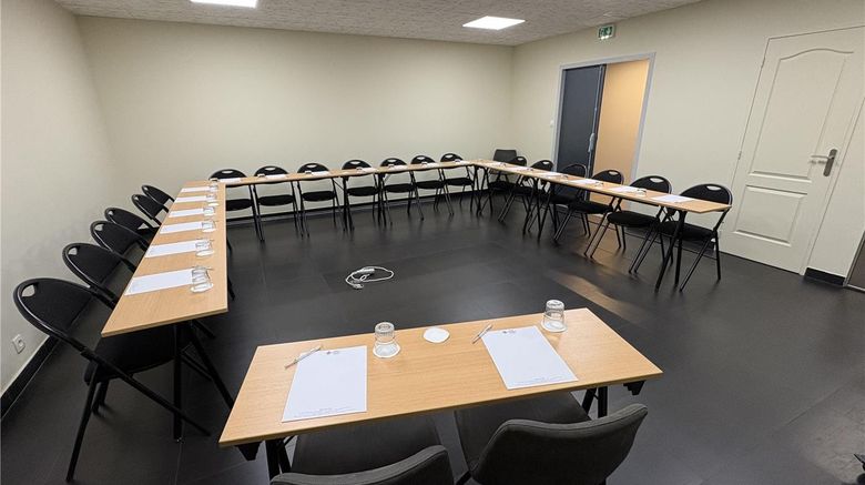 <b>Best Western Hotel Canet-Plage Meeting</b>. Images powered by <a href="https://iceportal.shijigroup.com/" title="IcePortal" target="_blank">IcePortal</a>.