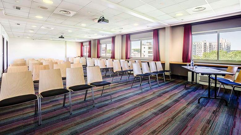 <b>Hotel des Congres Meeting</b>. Images powered by <a href="https://iceportal.shijigroup.com/" title="IcePortal" target="_blank">IcePortal</a>.