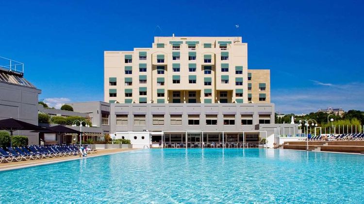 Hotel Lyon Metropole Pool