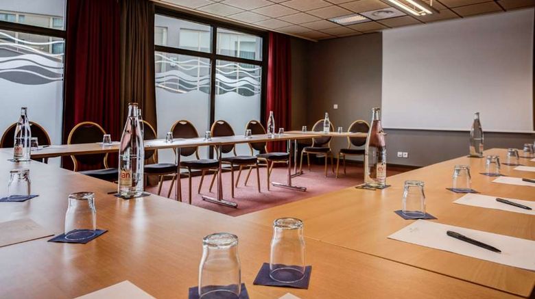 <b>Hotel Lyon Metropole Meeting</b>. Images powered by <a href="https://iceportal.shijigroup.com/" title="IcePortal" target="_blank">IcePortal</a>.