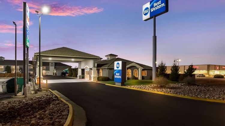 Best Western Grants Inn Exterior