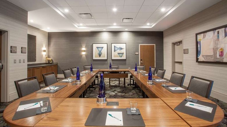 <b>Homewood Stes by Hilton Saratoga Springs Meeting</b>. Images powered by <a href="https://iceportal.shijigroup.com/" title="IcePortal" target="_blank">IcePortal</a>.