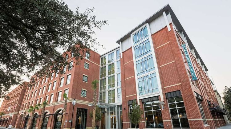 Homewood Suites Charleston Historic Dist Exterior