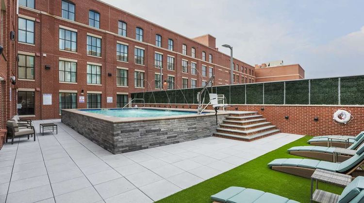 Homewood Suites Charleston Historic Dist Pool